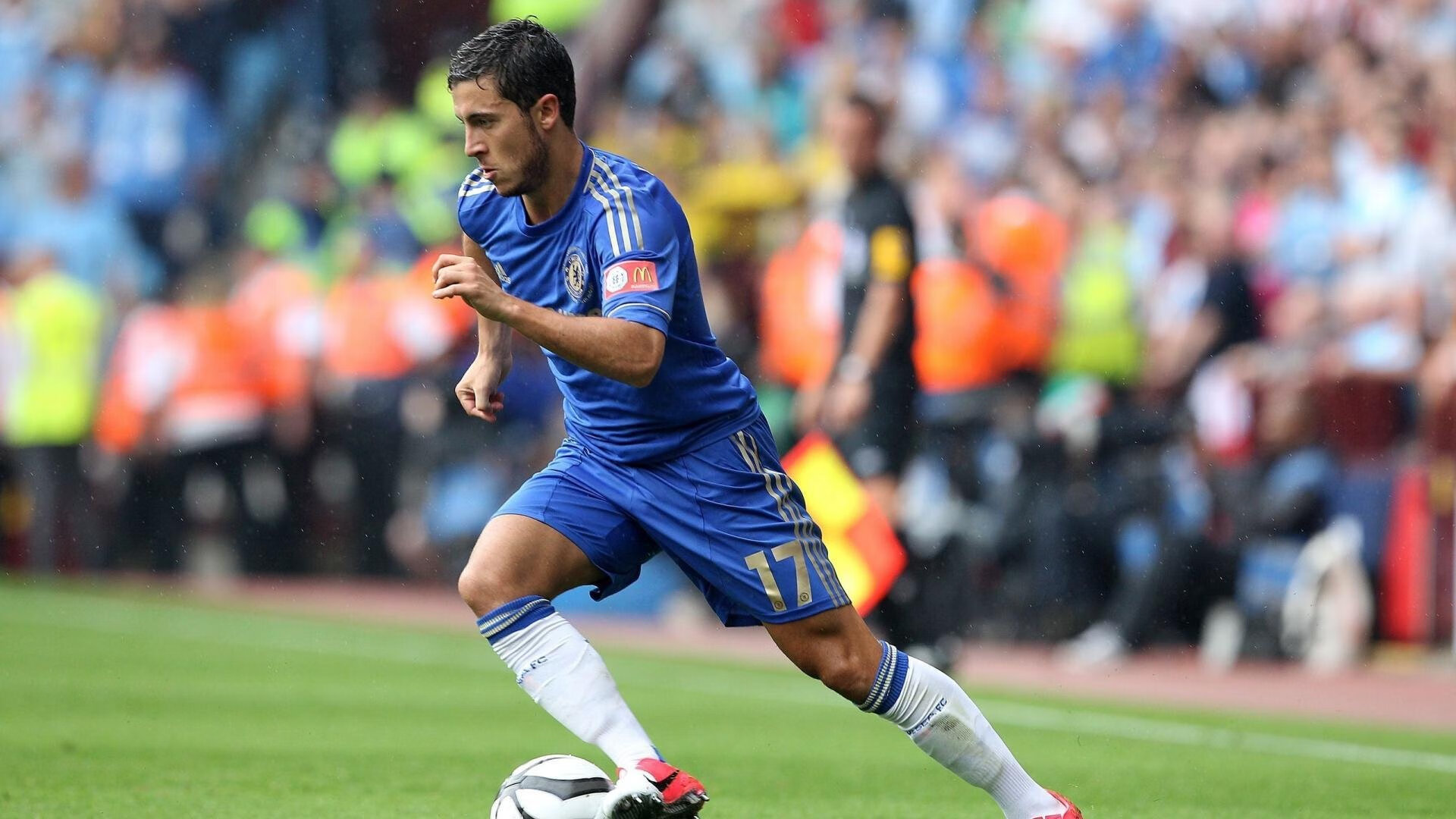 “未来之星青少年足球巡回赛火热进行，精彩纷呈”，未来之星足球学院