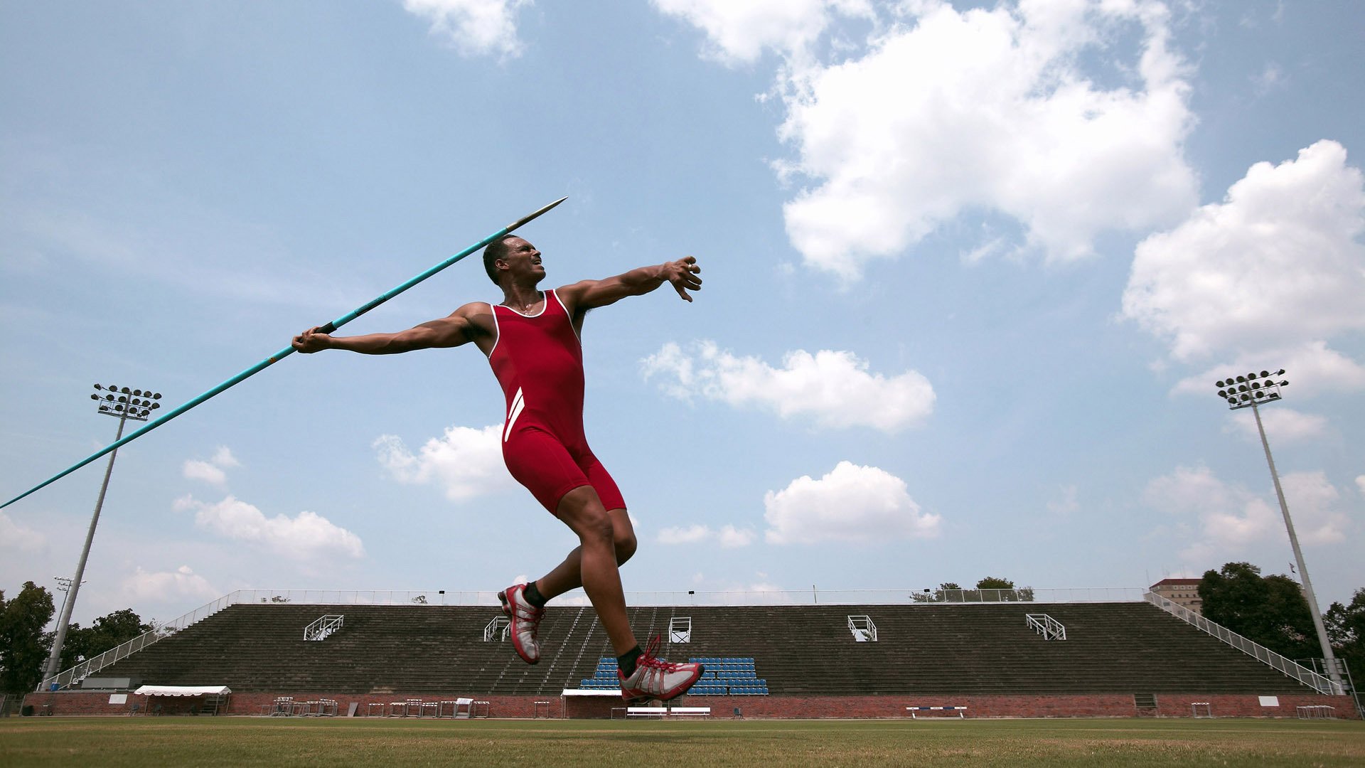 东京武士道击败重庆飞虎队，实现两连胜，东京武道馆能容纳多少人