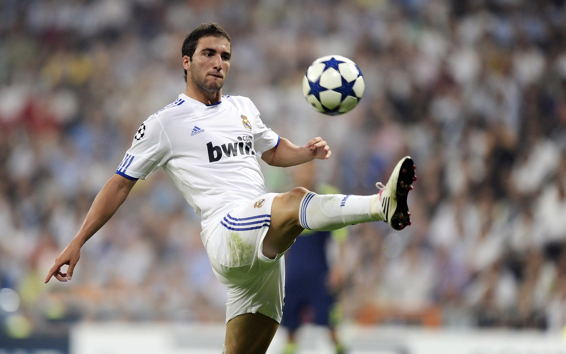 国安客场大胜,取得三连胜,稳定在积分榜前五位置,国安主场9连胜