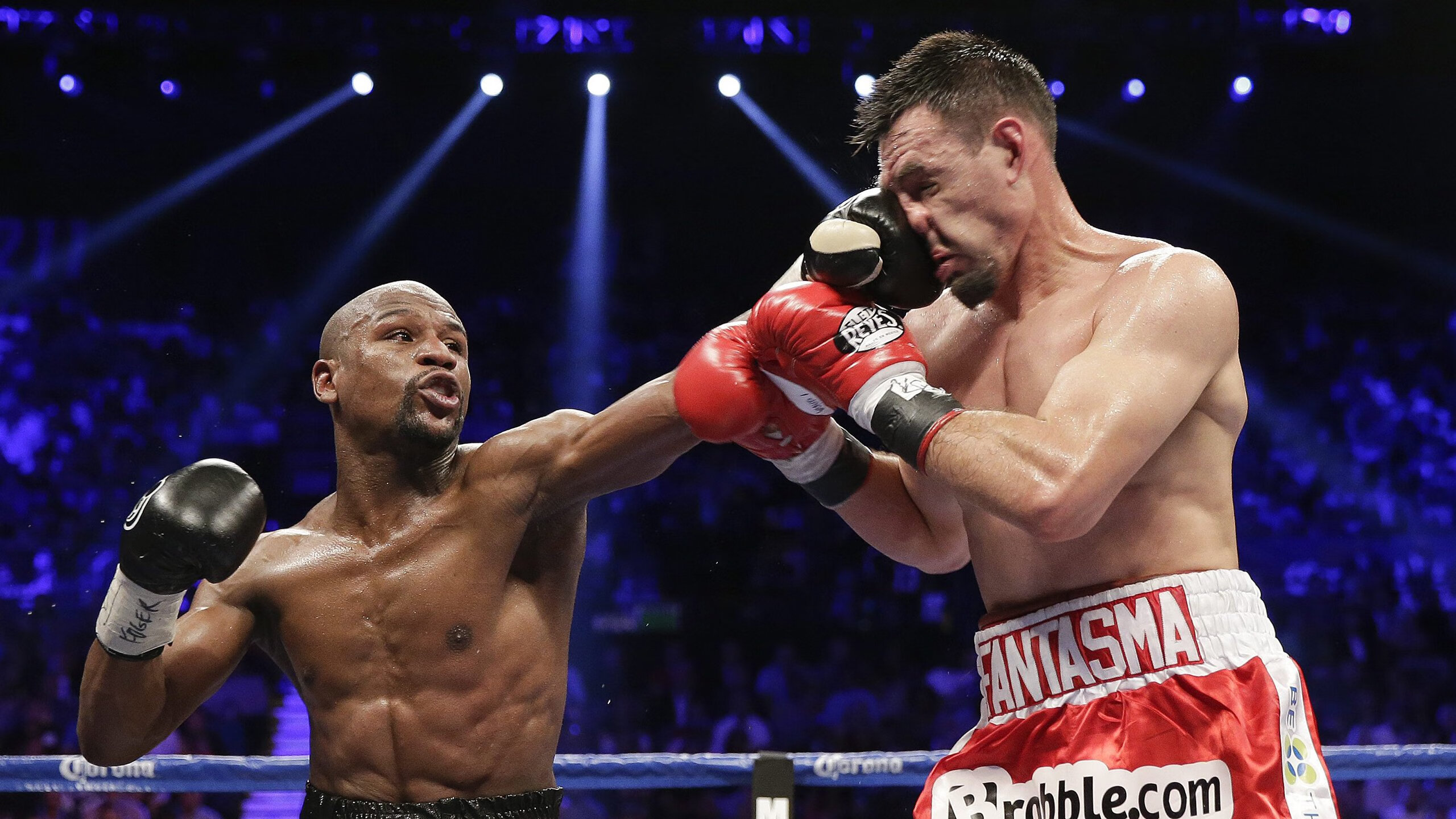 女子拳击亚洲杯中国斩获三金，李倩成功卫冕，李倩晋级女子拳击中量级决赛