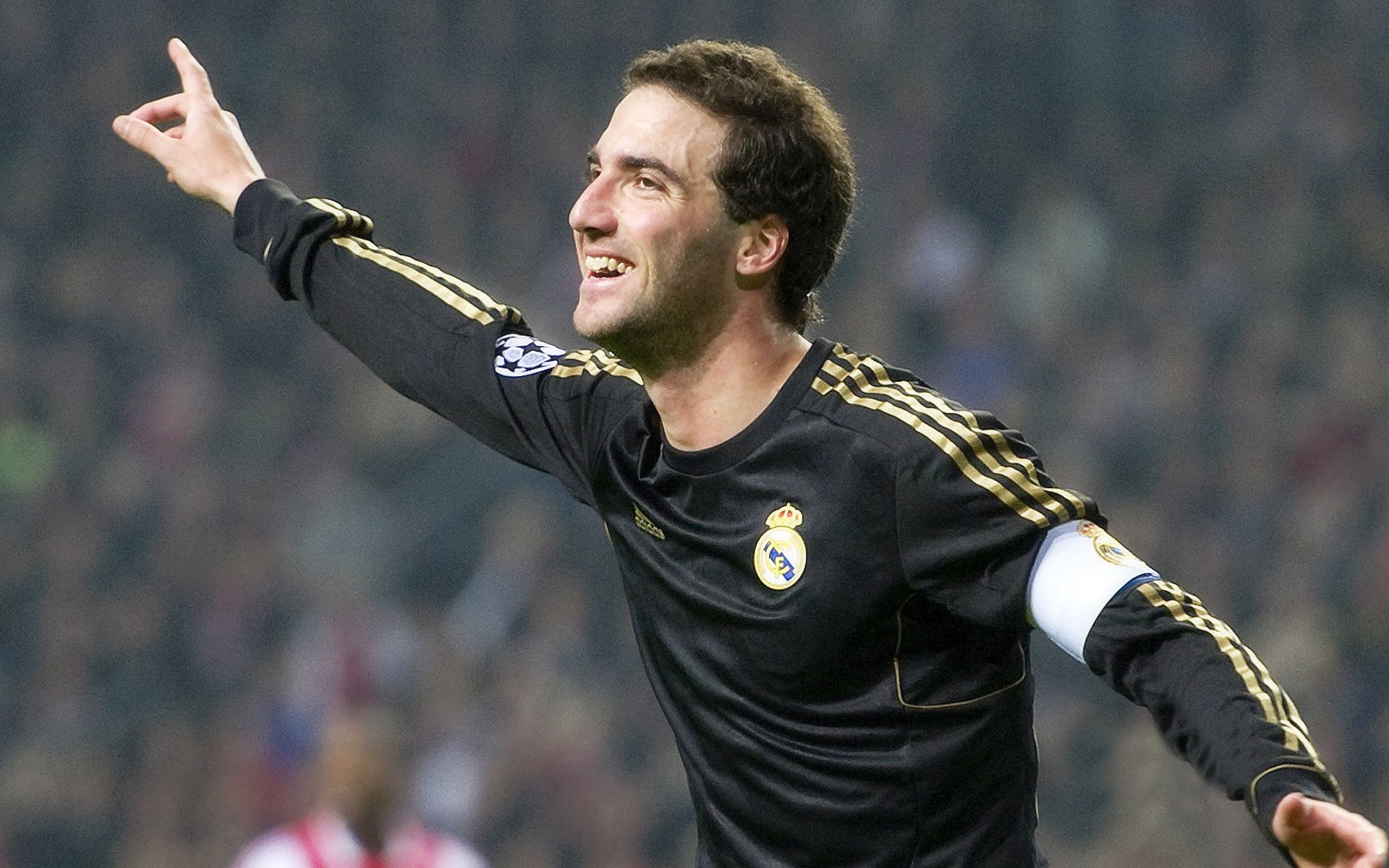 梅斯主场被逆转，遭遇四连败不堪，梅斯主帅